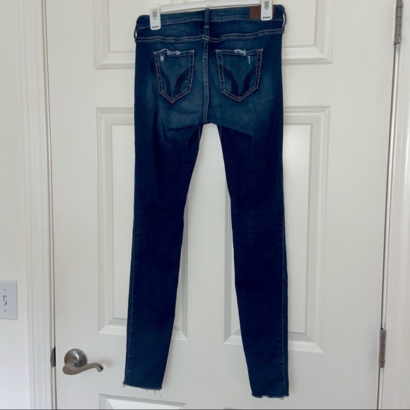 Distressed Skinny Jeans - Picture 8 of 8